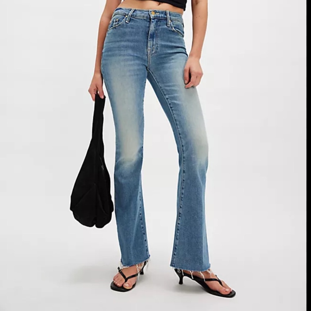 MOTHER High Waisted Weekender Skimp Jeans